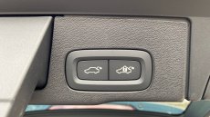 Volvo XC60 2.0 T6 [350] RC PHEV Plus Dark 5dr AWD Geartronic Estate